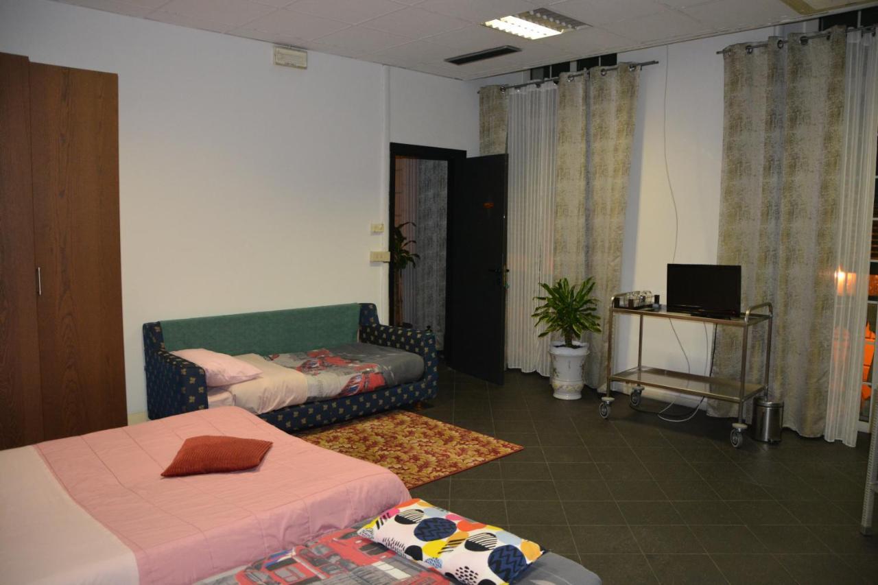 לינה וארוחת בוקר ג'נובה Green House מראה חיצוני תמונה
